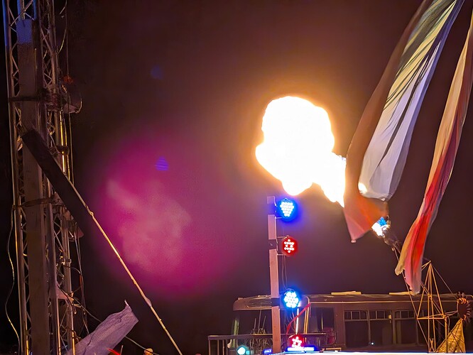 PXL_20250525_041244737