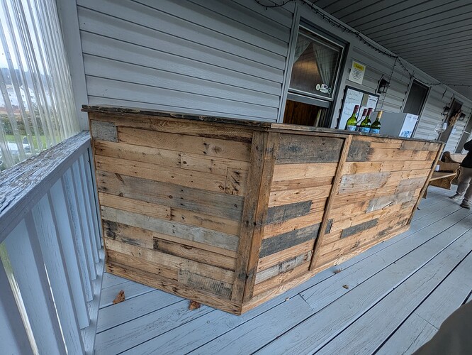 PXL_20250904_193405277