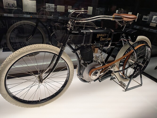 PXL_20250825_175257766.MP