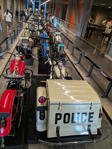 PXL_20250825_183230883